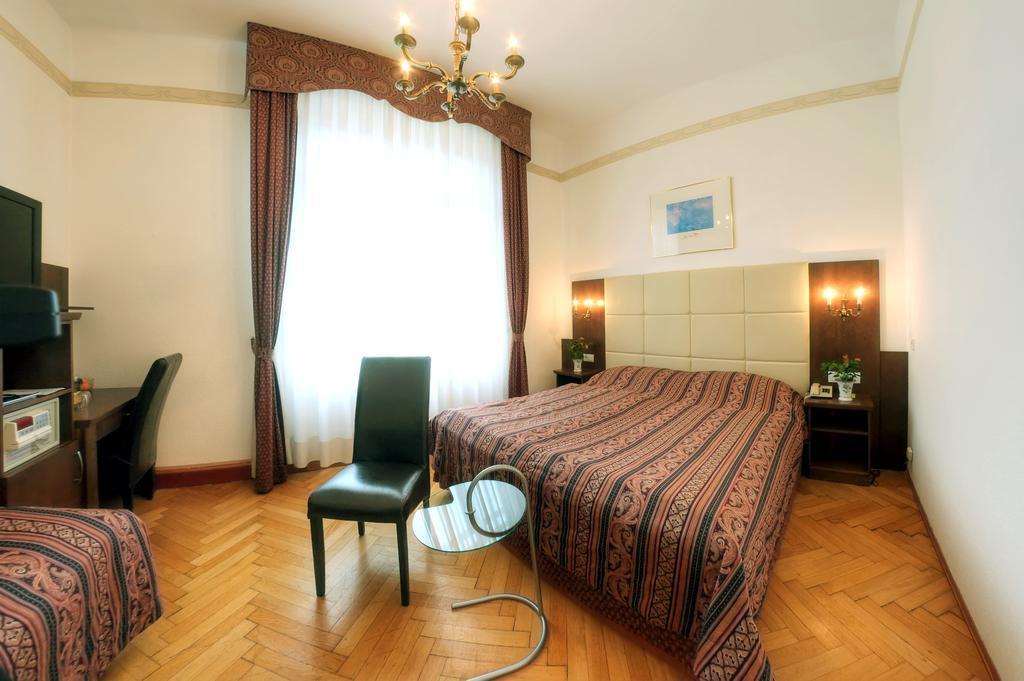 Carlton Opera Hotel Vienna Luaran gambar