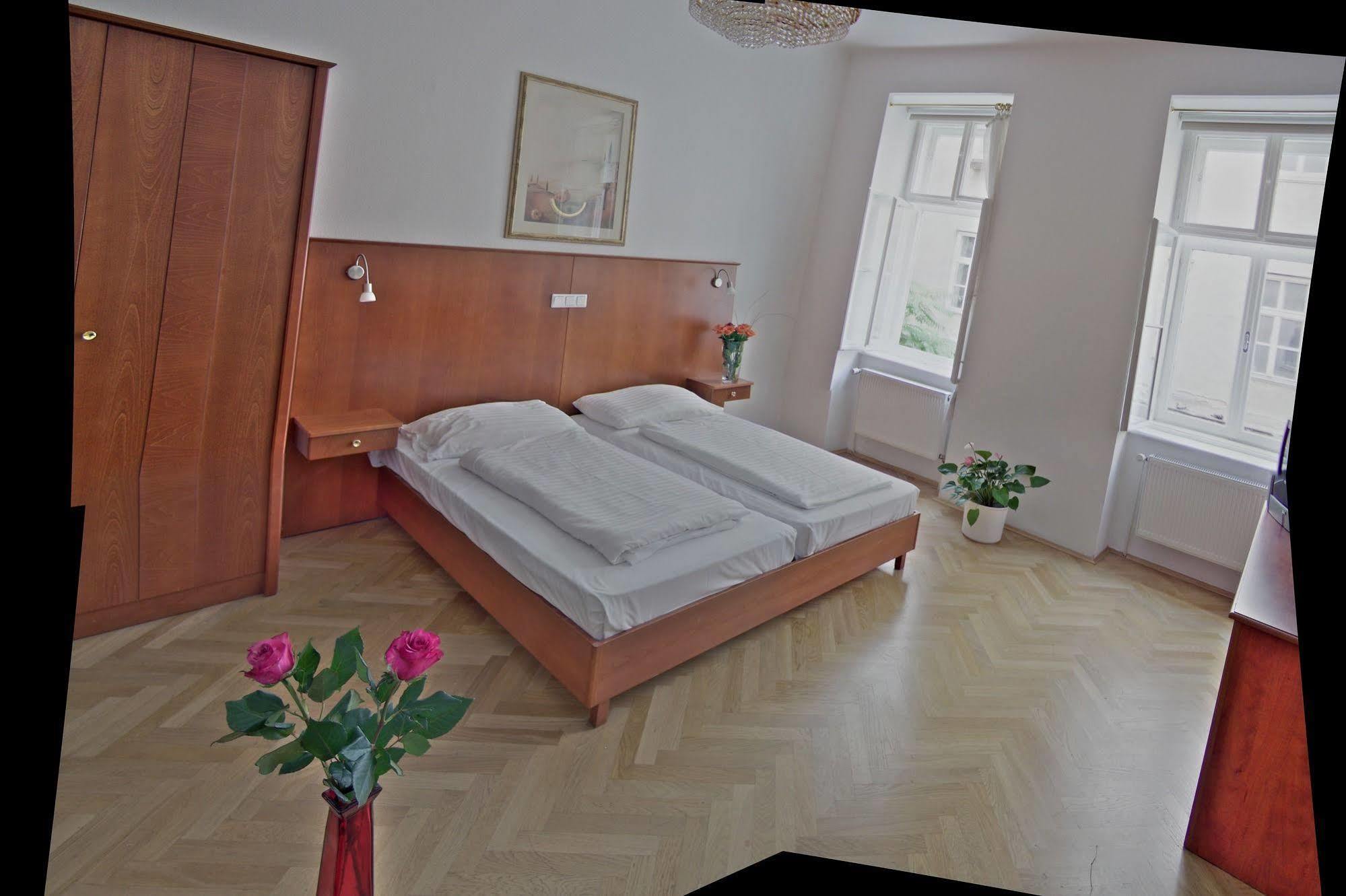 Carlton Opera Hotel Vienna Luaran gambar